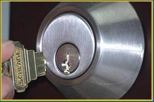 Littleton City Locksmith Littleton, CO 303-357-7645 - 14-broken-key